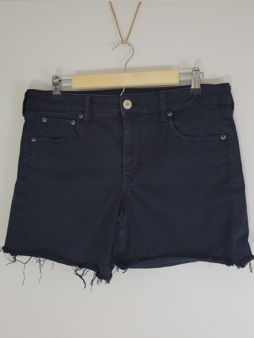American Eagle Outfitters Black Frayed Hem Jean Shorts Dize 14